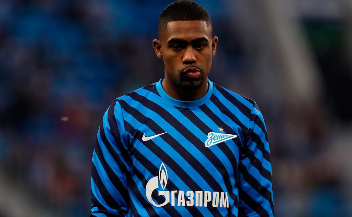 Malcom, during a warming with Zenit