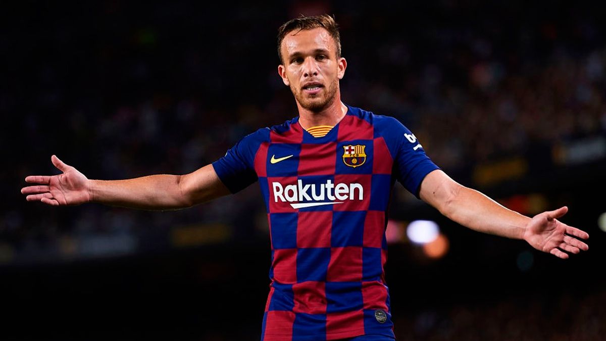 Arthur in a match with Barça in LaLiga