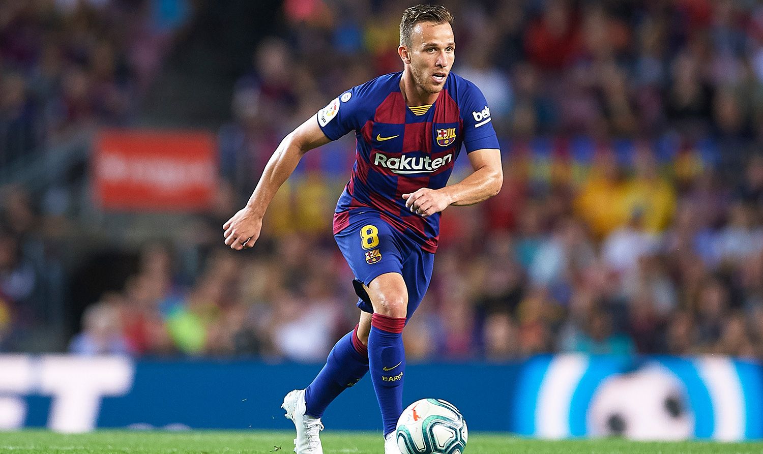 Arthur during the party against the Seville