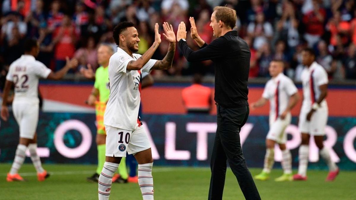 Thomas Tuchel and Neymar after a match of PSG