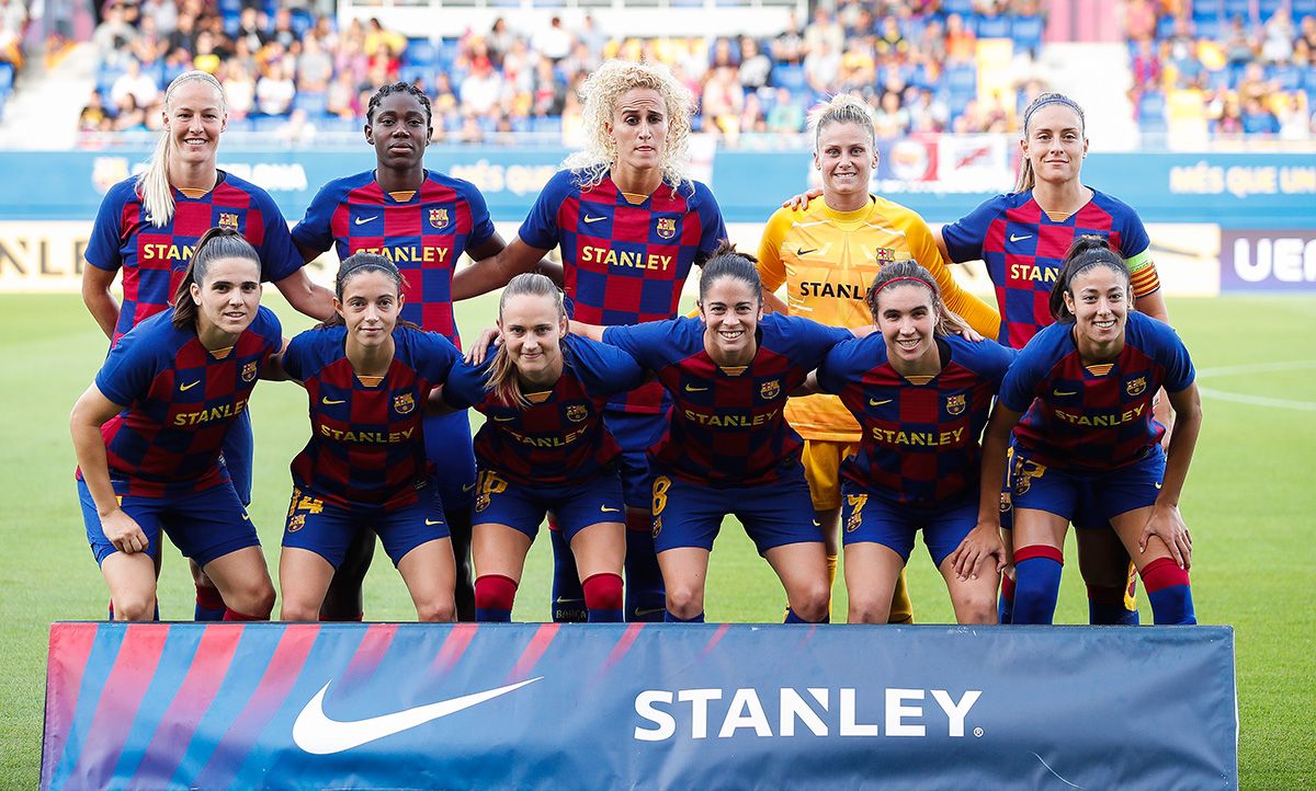Line-up of FC Barcelona Women in a match of Liga Iberdrola