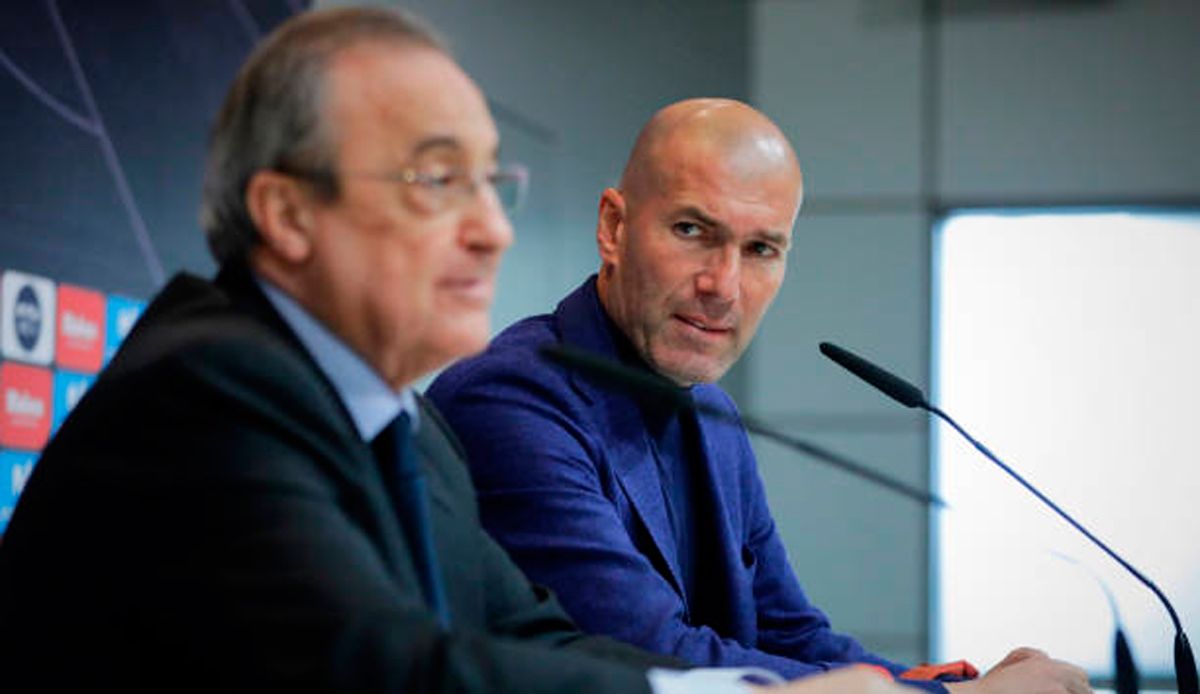 Florentino Pérez, beside Zinedine Zidane
