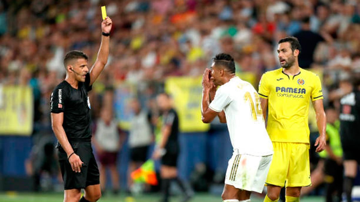 Casemiro saw the yellow card against the Villarreal