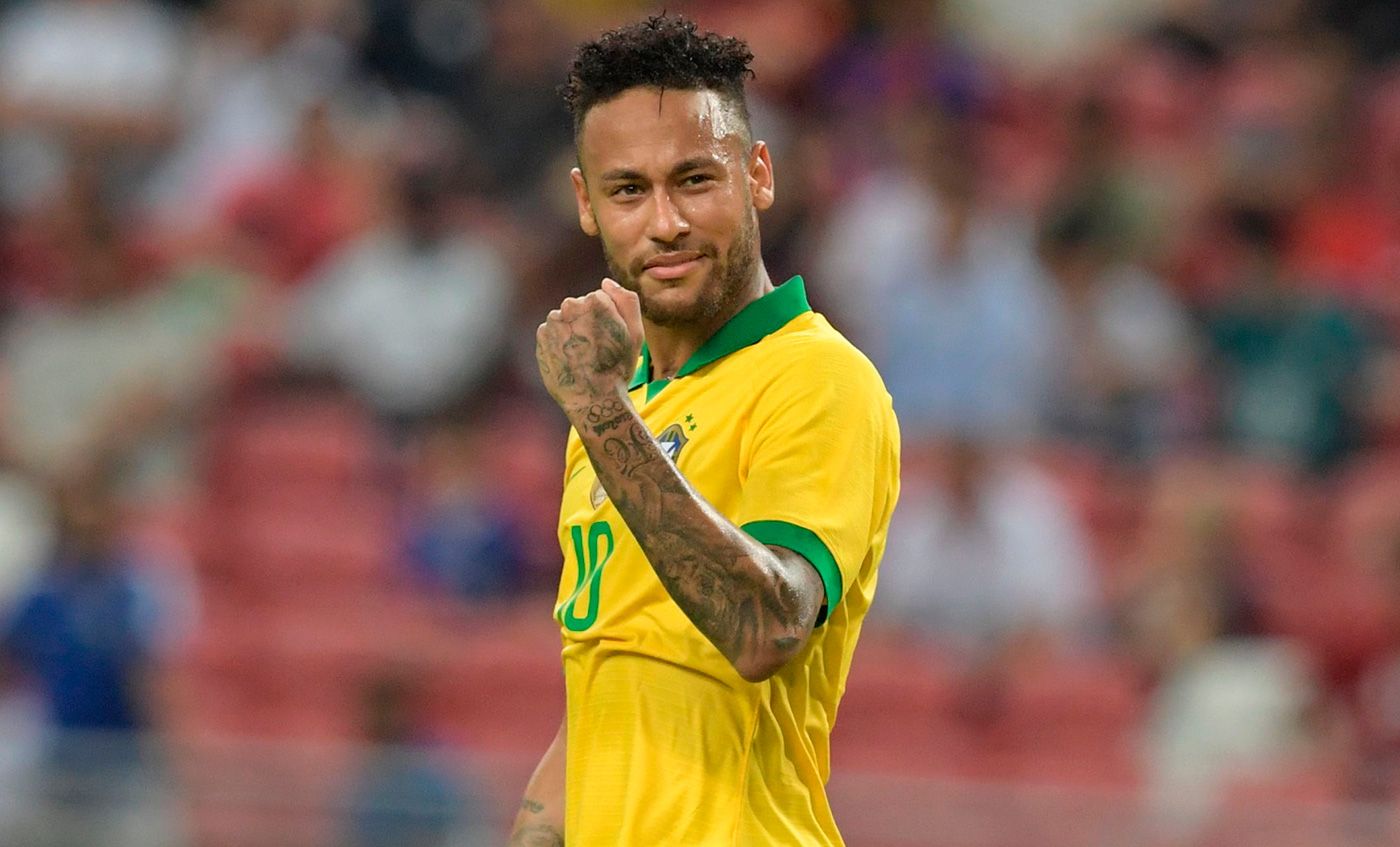 Neymar Jr en un partido con la selección brasileña