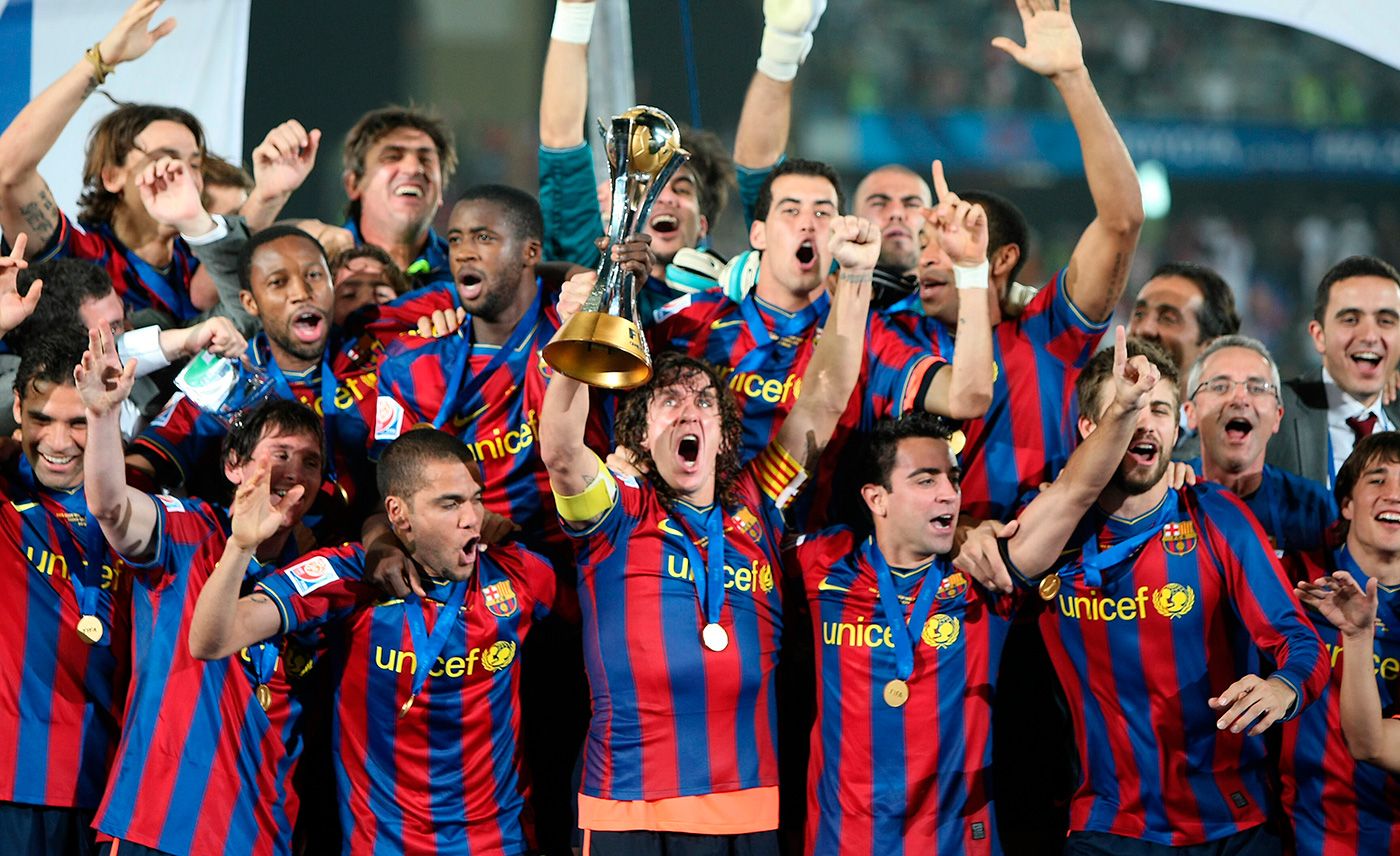 Los jugadores del Barcelona celebran el Mundial de Clubes