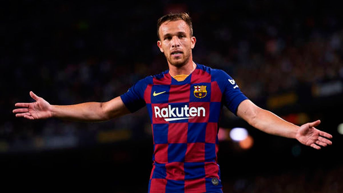 Arthur Melo, out against Valladolid