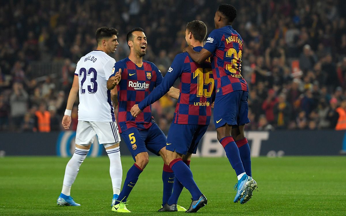 Clément Lenglet, celebrating with his mates the goal against Valladolid