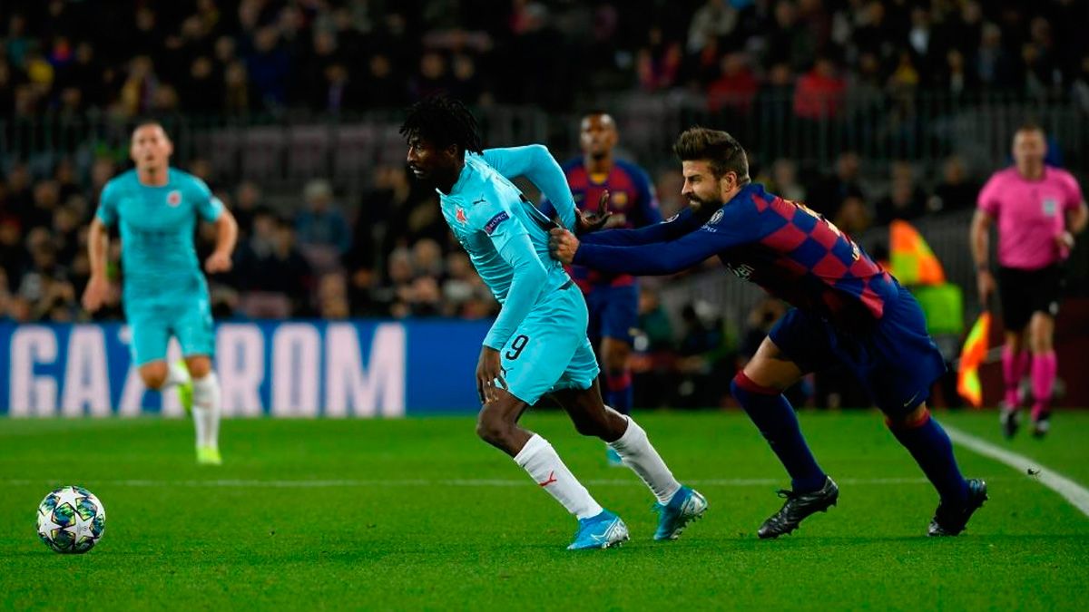 Gerard Piqué in a match with Barça in the Champions League