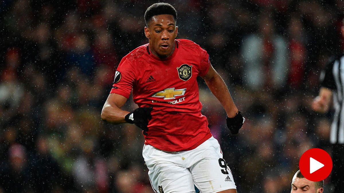 Martial en la acción de su golazo contra el Partizán