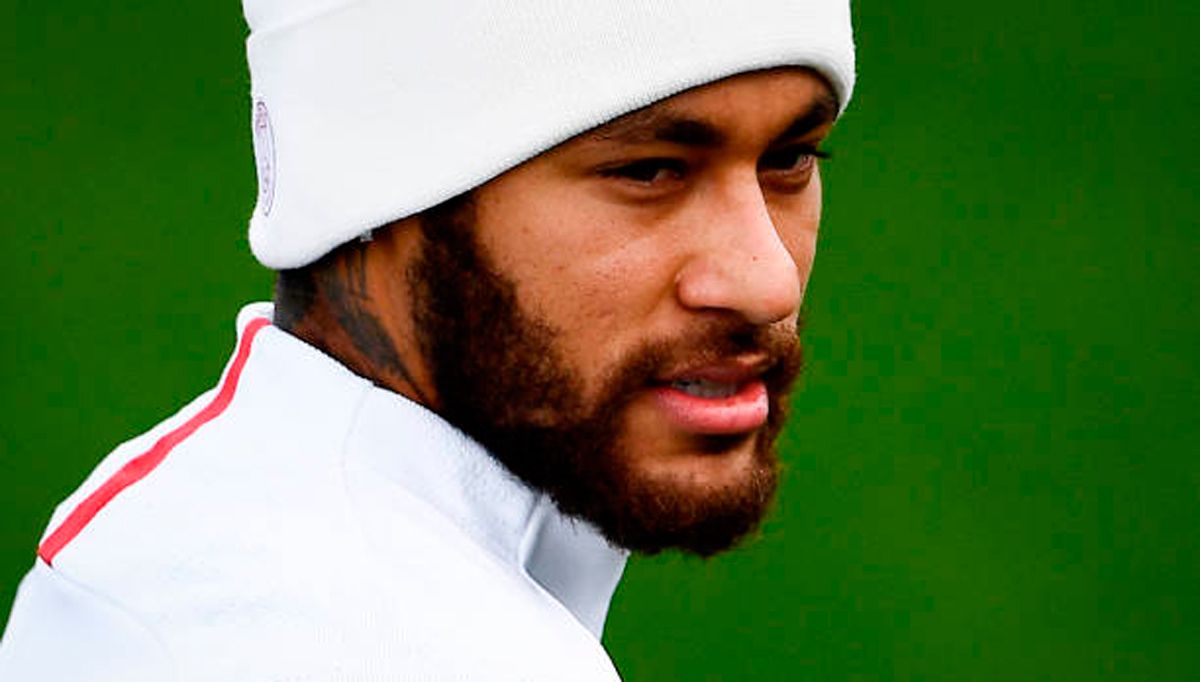 Neymar, during a training