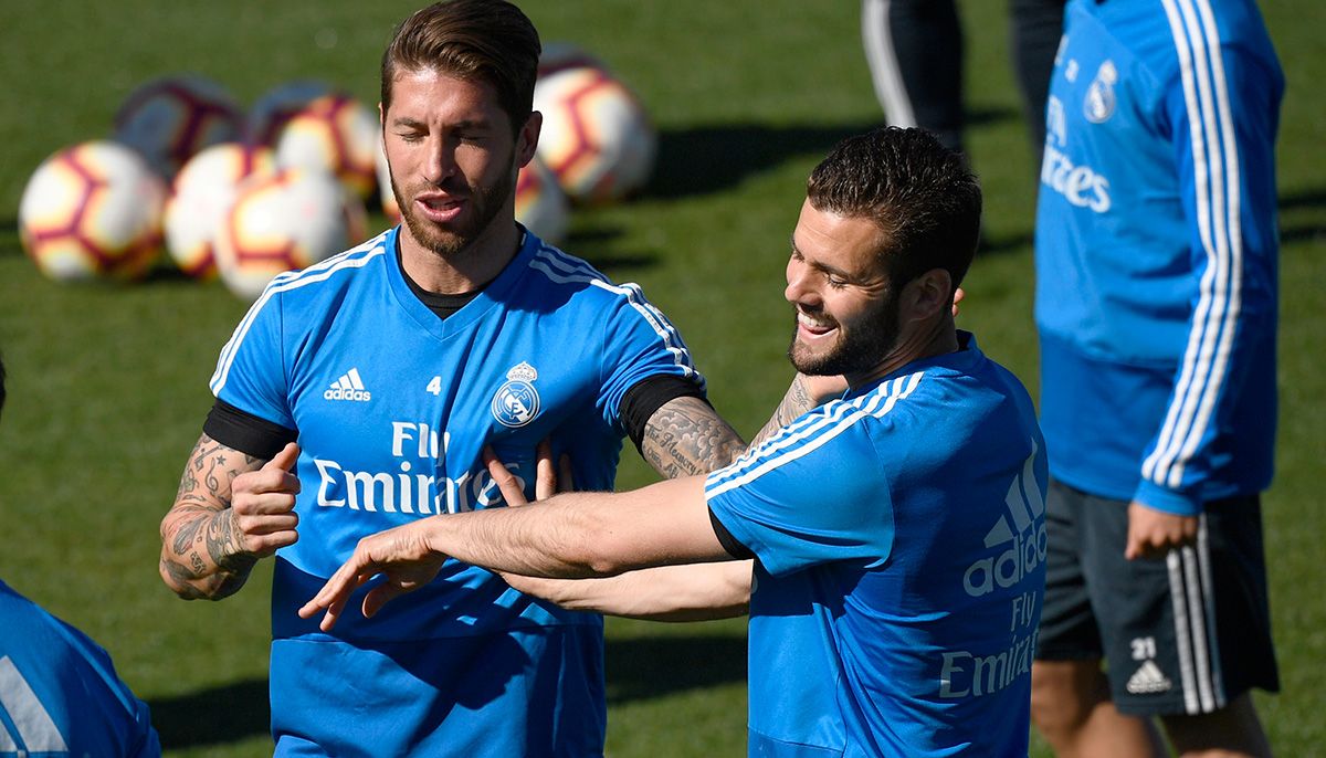 Sergio Ramos y Nacho protestan por el horario del Clásico