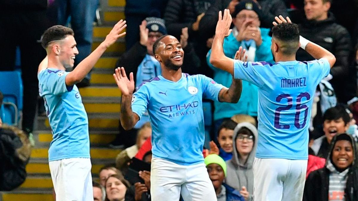 Los jugadores del Manchester City celebran un gol en la Champions League
