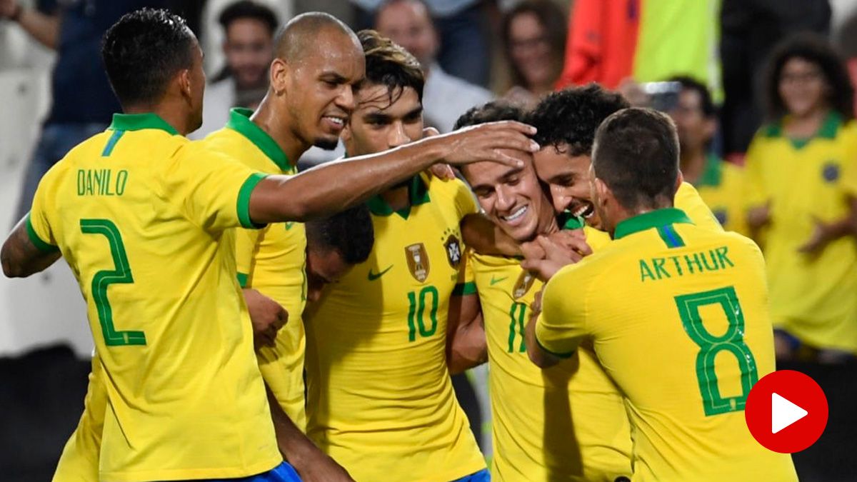 Philippe Coutinho celebra un gol en el amistoso entre Brasil y Corea del Sur