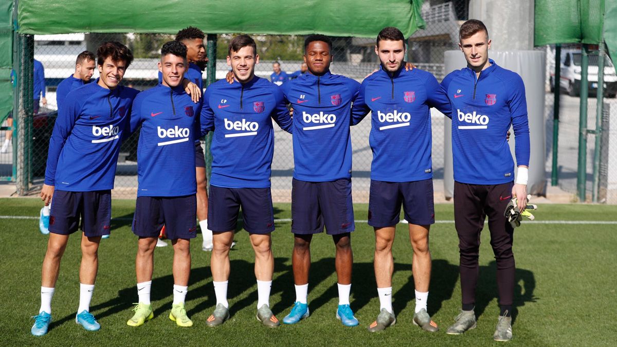 Riqui Puig and Ansu Fati in a training session of Barça's first team | FCB