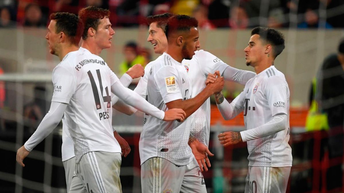 Philippe Coutinho celebra un gol con el Bayern de Múnich