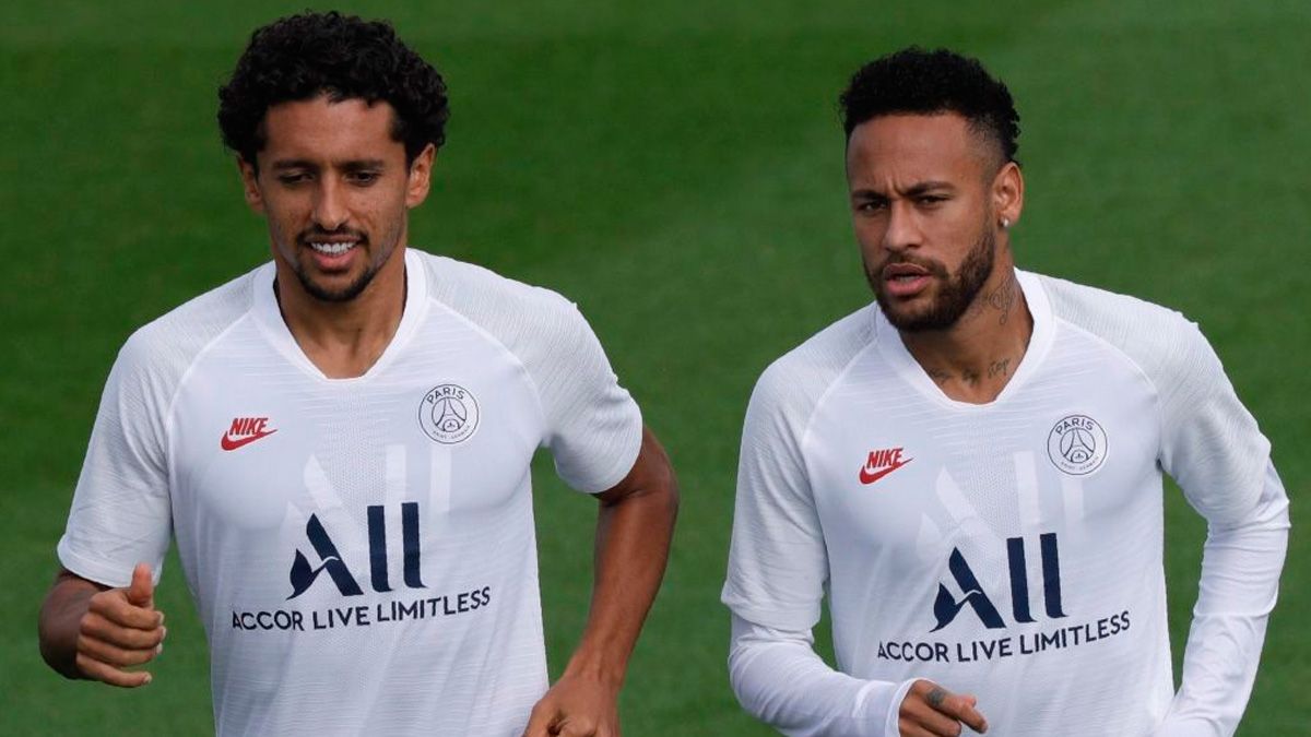 Neymar and Marquinhos in a training session of PSG