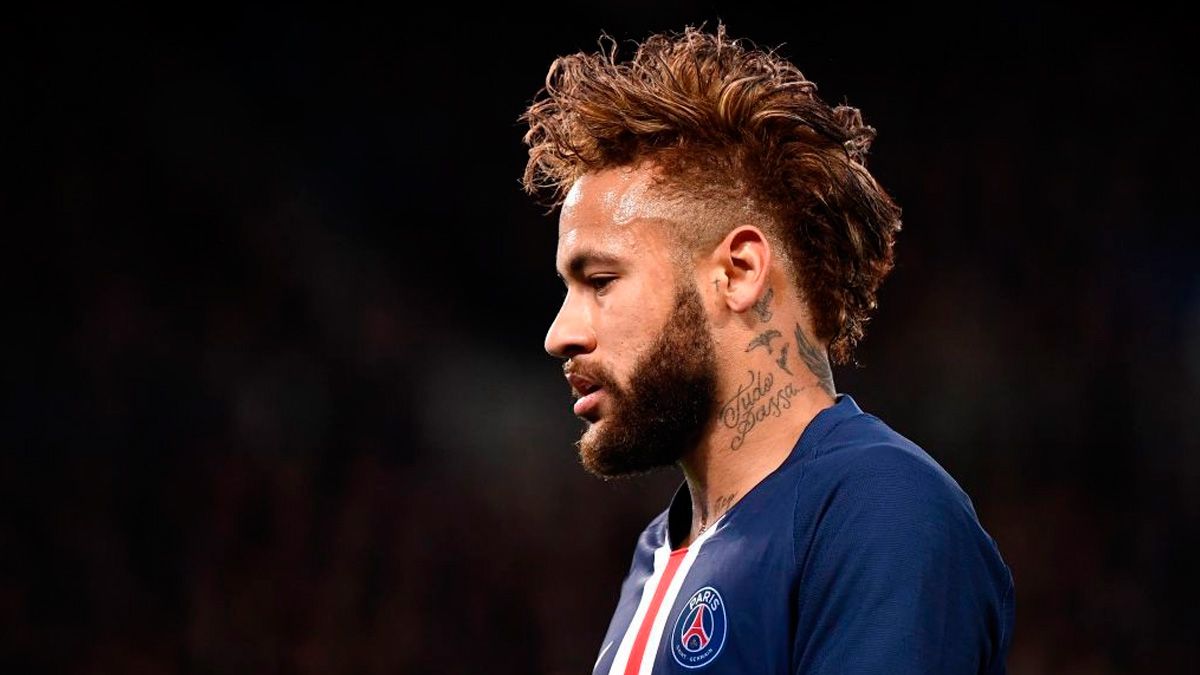 Neymar in a match of PSG in the Ligue 1