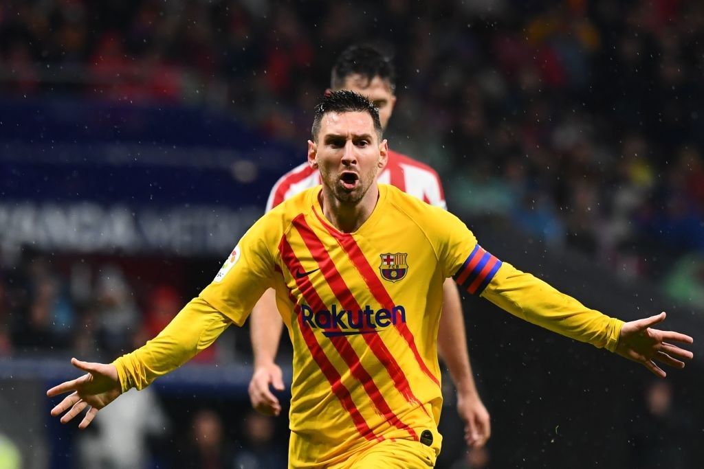 Leo Messi celebrates his goal against the Athletic