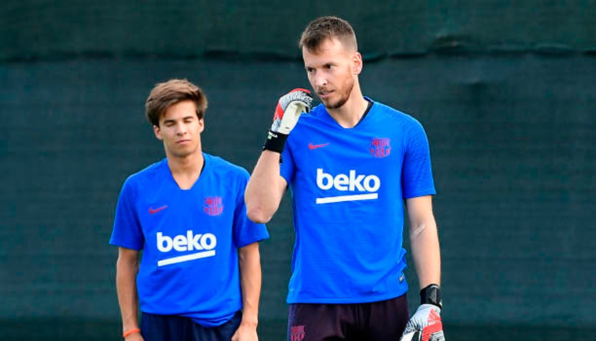 Neto, en un entrenamiento con Riqui Puig