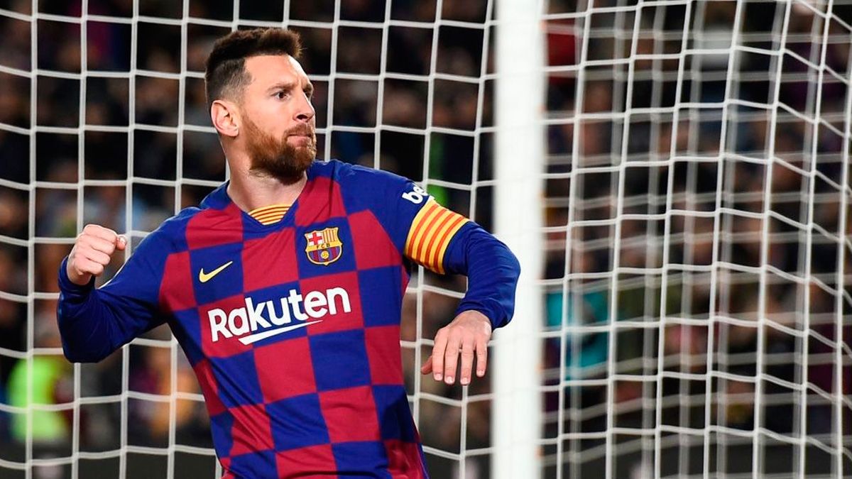 Leo Messi celebrates a goal with Barça in LaLiga
