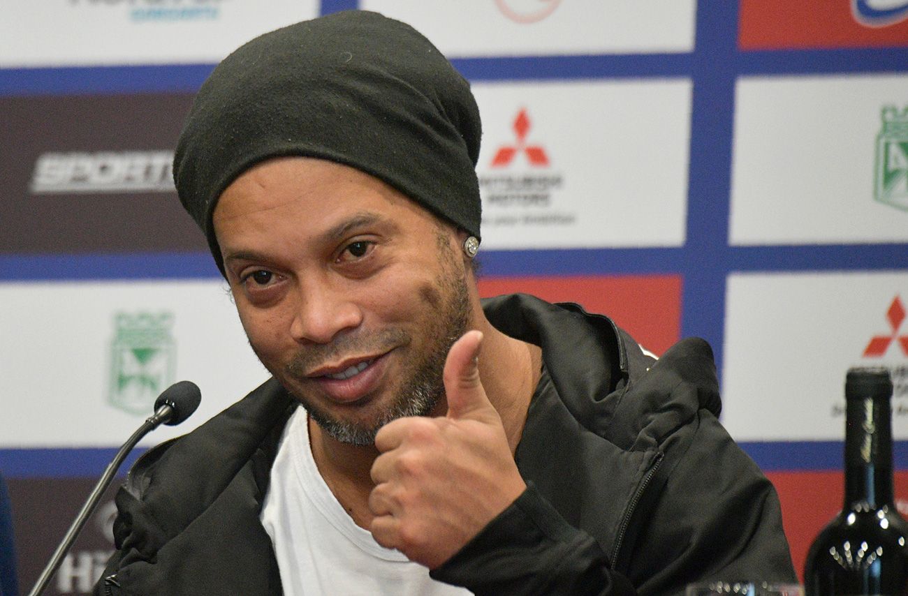 Ronaldinho in a press conference in Brazil