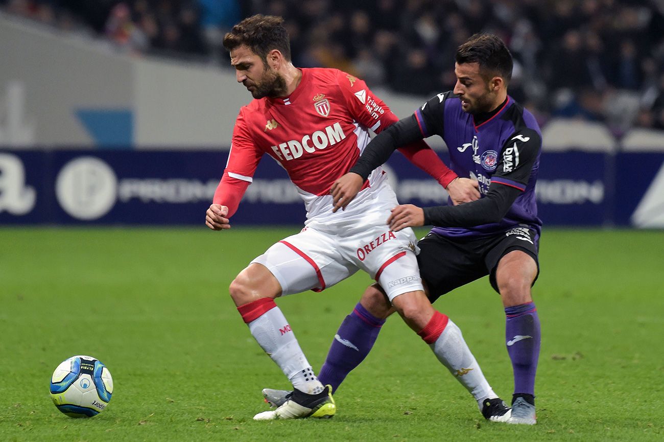 Cesc en un partido con el Mónaco