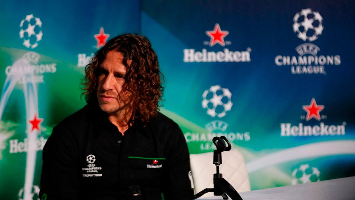 Carles Puyol at an advertising event in Bogotá