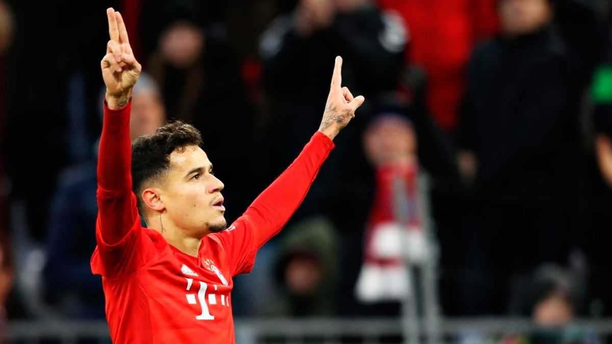 Philippe Coutinho celebrates a goal with Bayern Munich