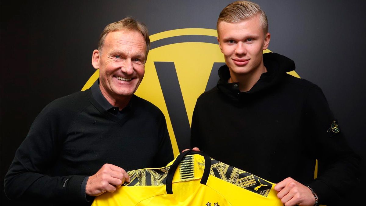 Erling Haaland in his official presentation with Borussia Dortmund | @BVB