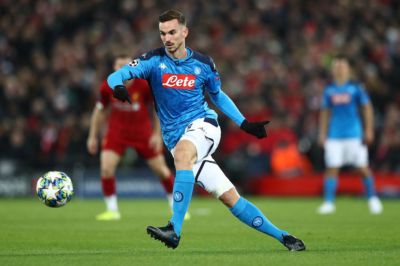 Fabián en el partido de Champions contra el Liverpool