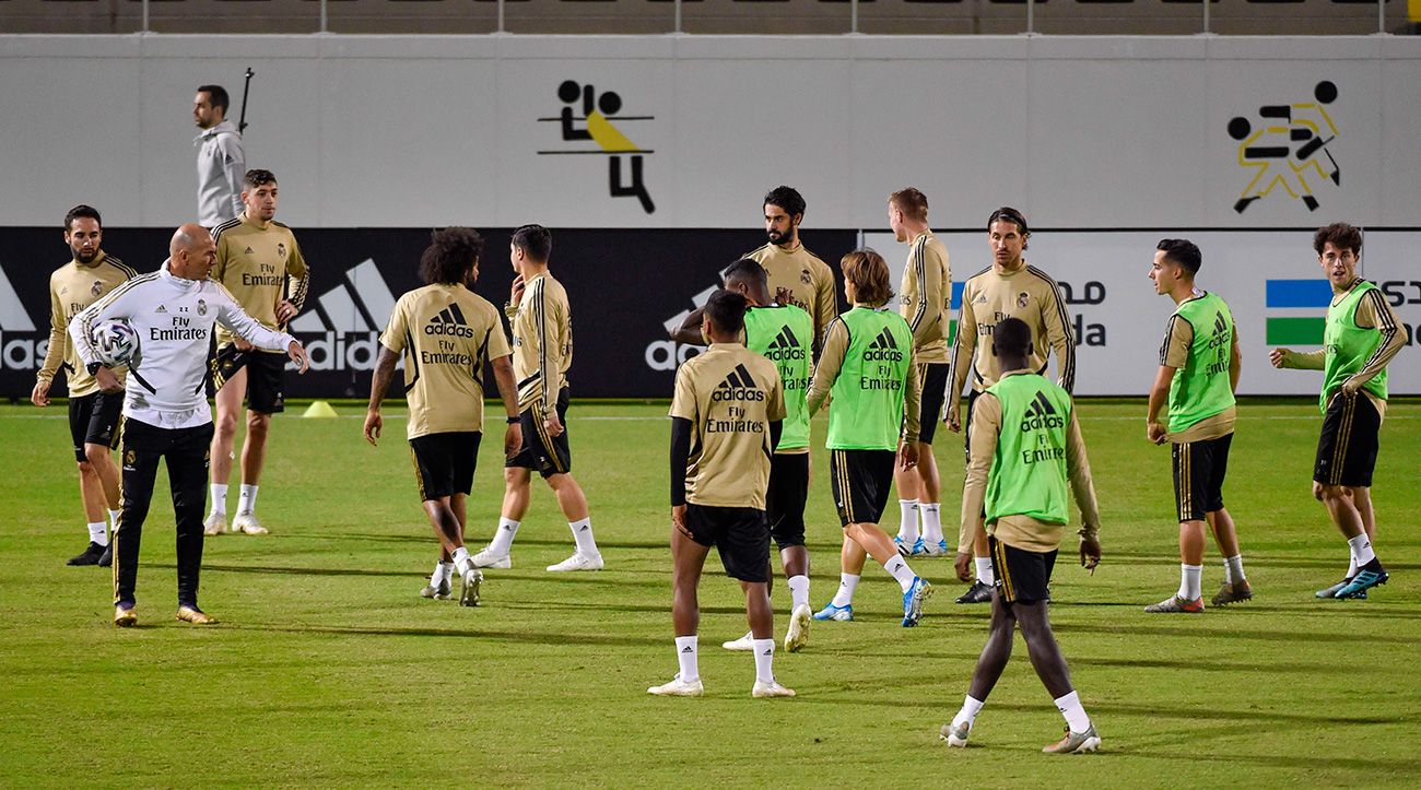 The Real Madrid in a training in the Supercopa