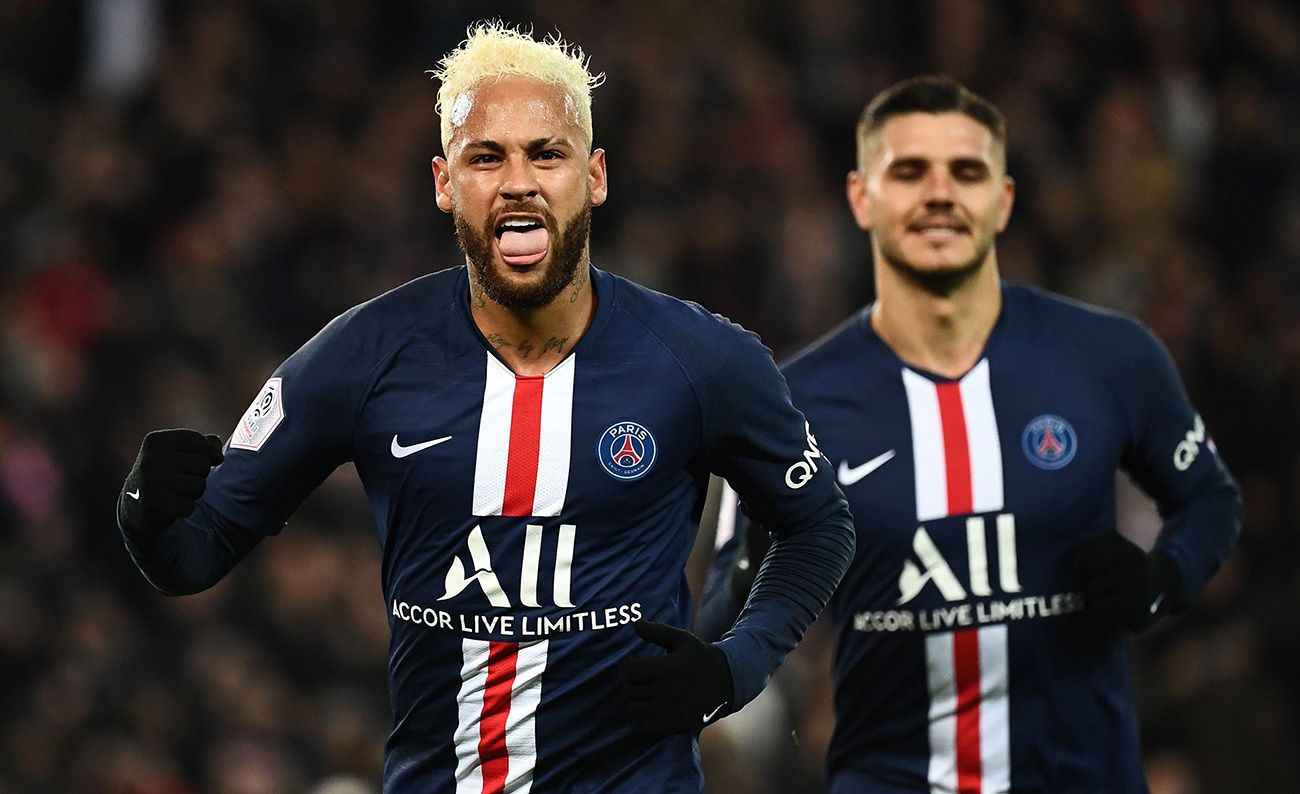 Neymar Jr Celebrates a goal of the PSG