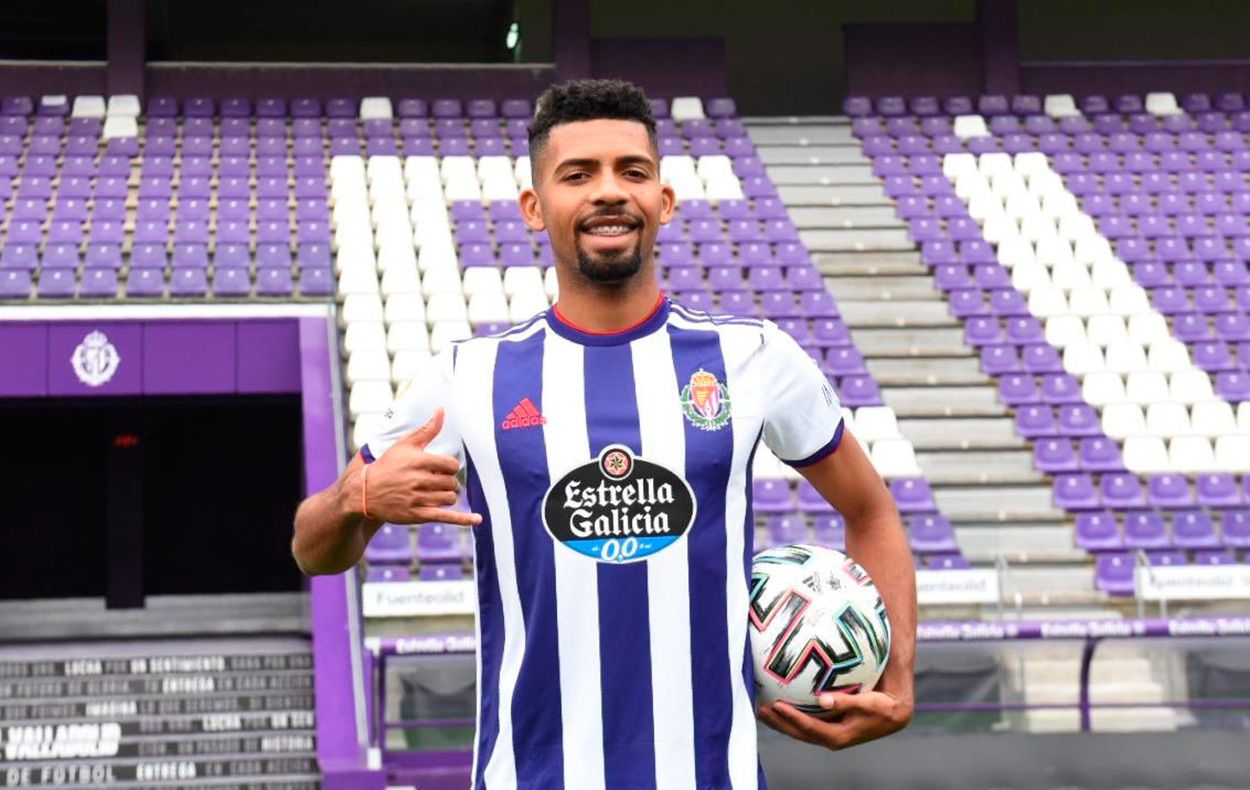 Matheus Fernandes, presented with the Valladolid / Photo: Twitter Valladolid