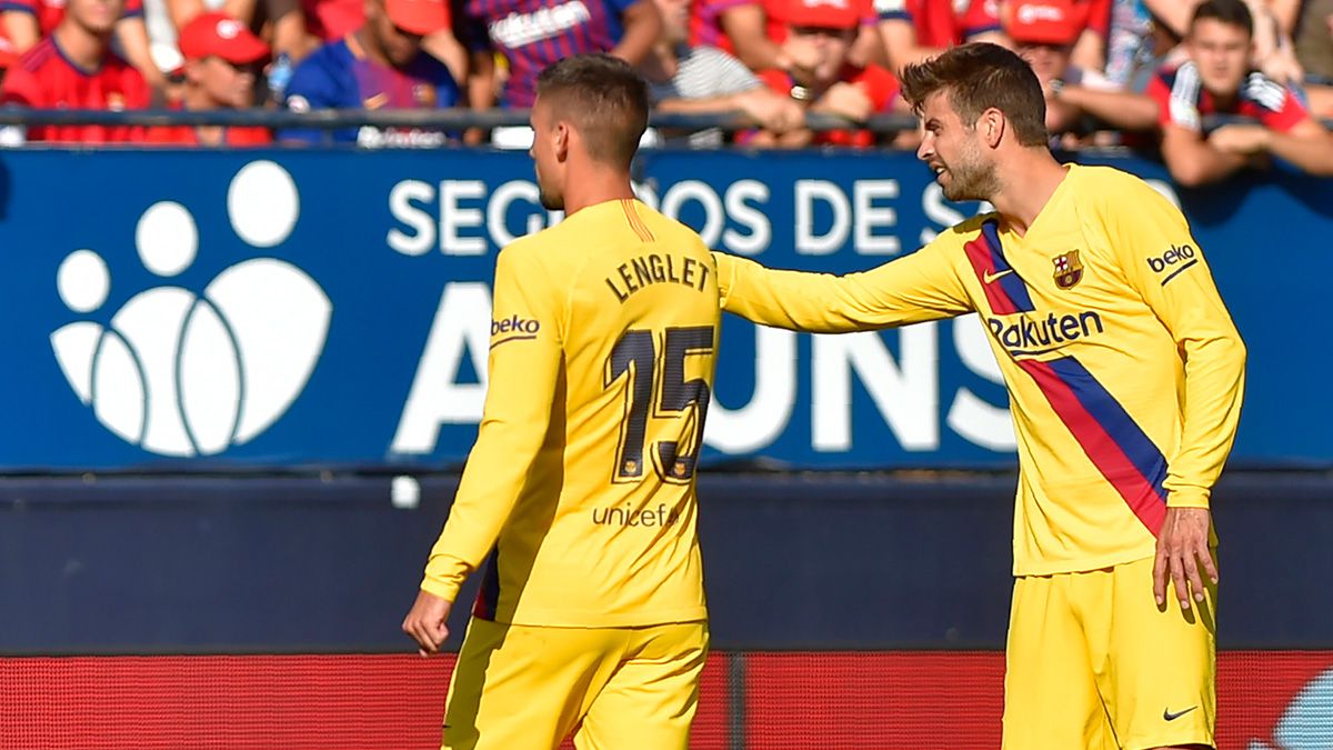 Clément Lenglet and Gerard Piqué in a match of Barça in LaLiga