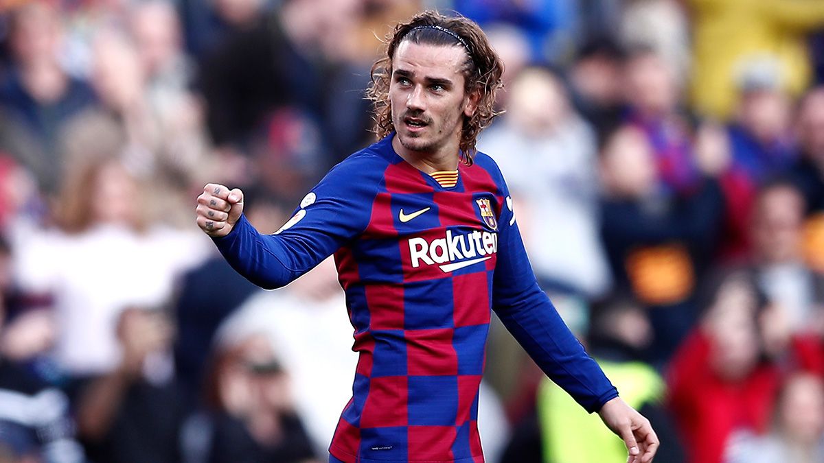 Antoine Griezmann celebrates a goal with Barça in LaLiga