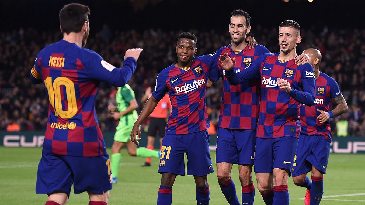 Leo Messi celebrates a goal of Barça