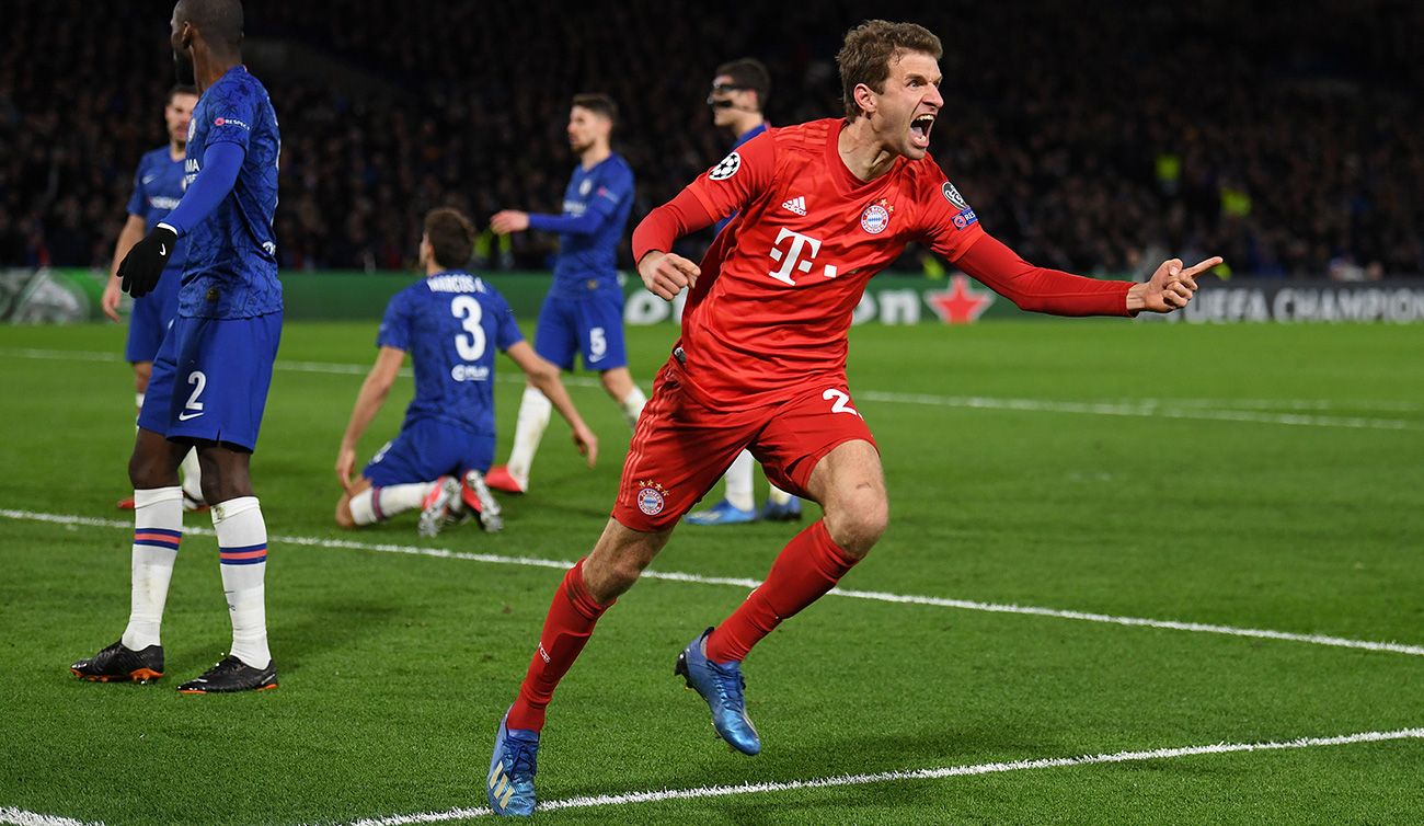 Thomas Müller celebrates a goal against Chelsea