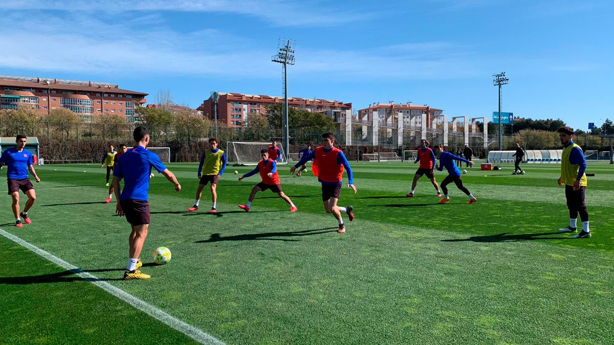 Los jugadores del Barça B en una sesión de entrenamiento | FCB