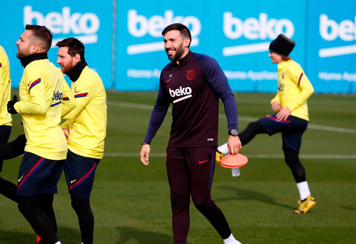 Eder Sarabia en un entrenamiento del Barça