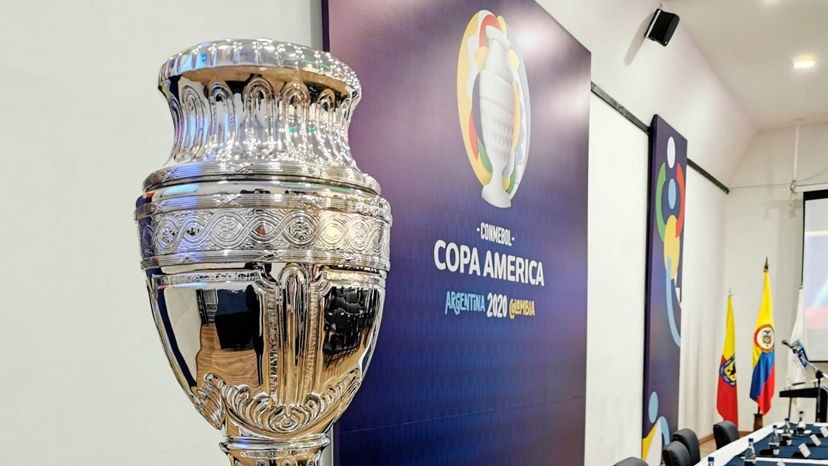 El trofeo de la Copa América en un evento promocional | @CopaAmerica