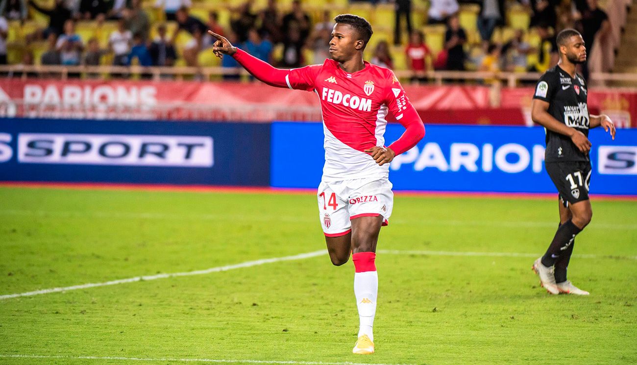 Keita Balde Celebrates a goal with the Monaco / Photo: Twitter personal Keita
