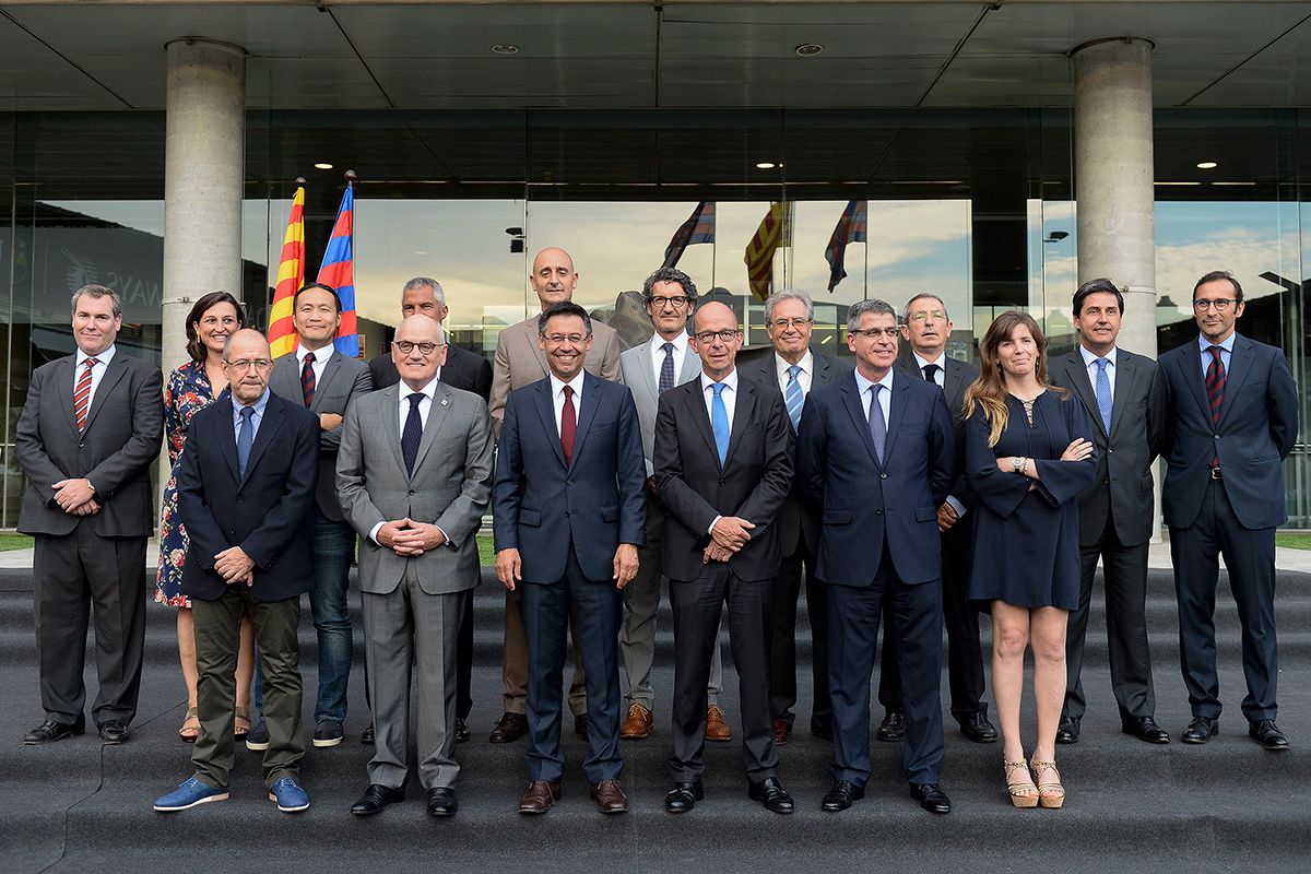 La directiva del Barça en su presentación