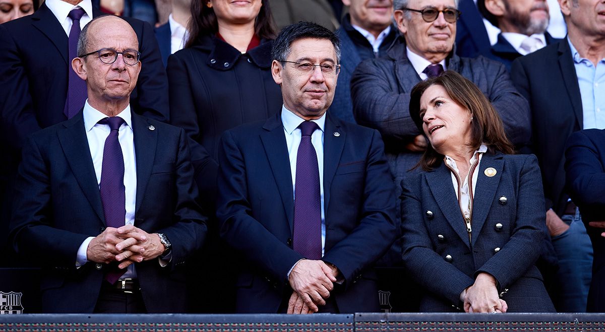 Josep Maria Bartomeu in the loge of the Camp Nou