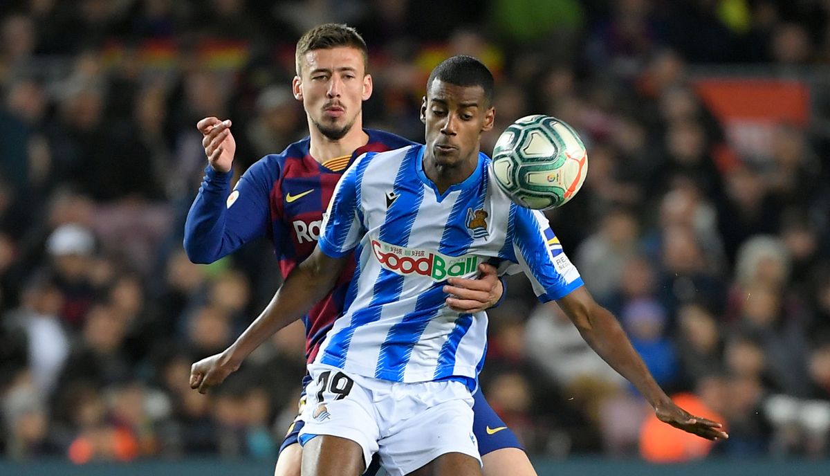 Isak, beside Lenglet in a Barça-Real Sociedad