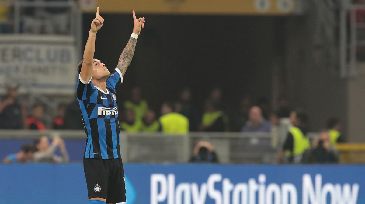 Lautaro Martínez, celebrating a goal with the Inter