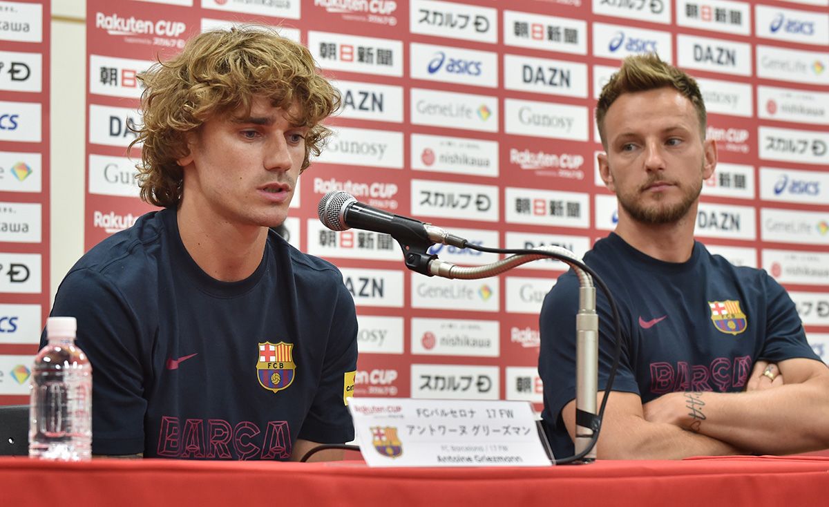 Griezmann and Rakitic, during a press conference in pre-season