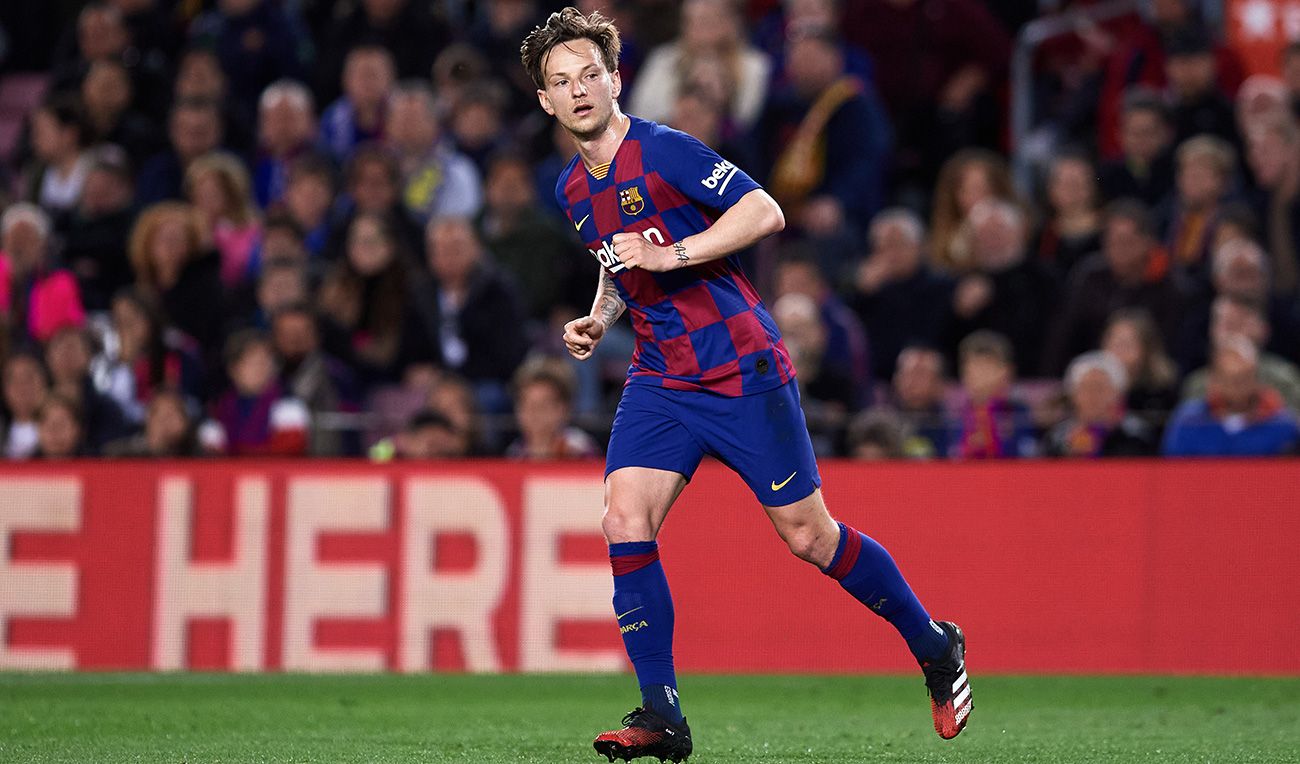 Ivan Rakitic en un partido con el Barça