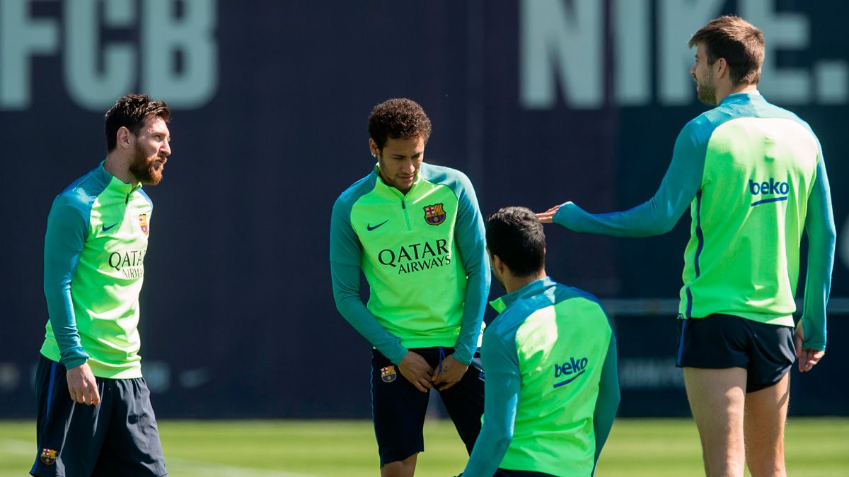 Leo Messi, Neymar, Luis Suárez y Gerard Piqué en un entrenamiento del Barça