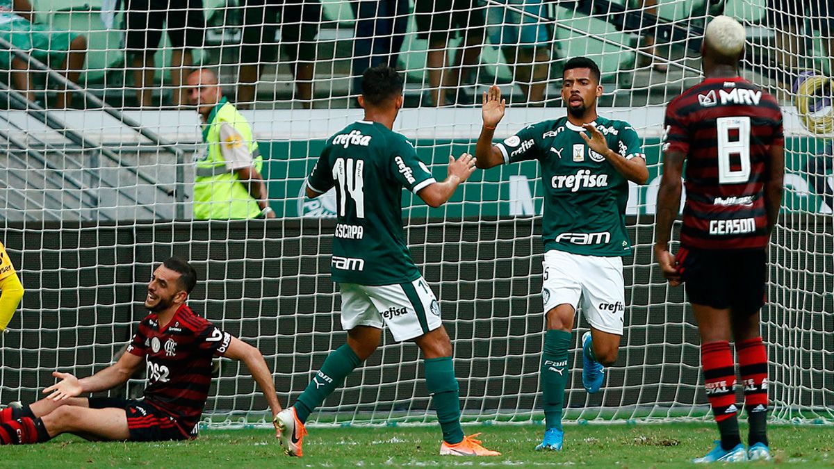Matheus Fernandes celebrates a goal with Palmeiras