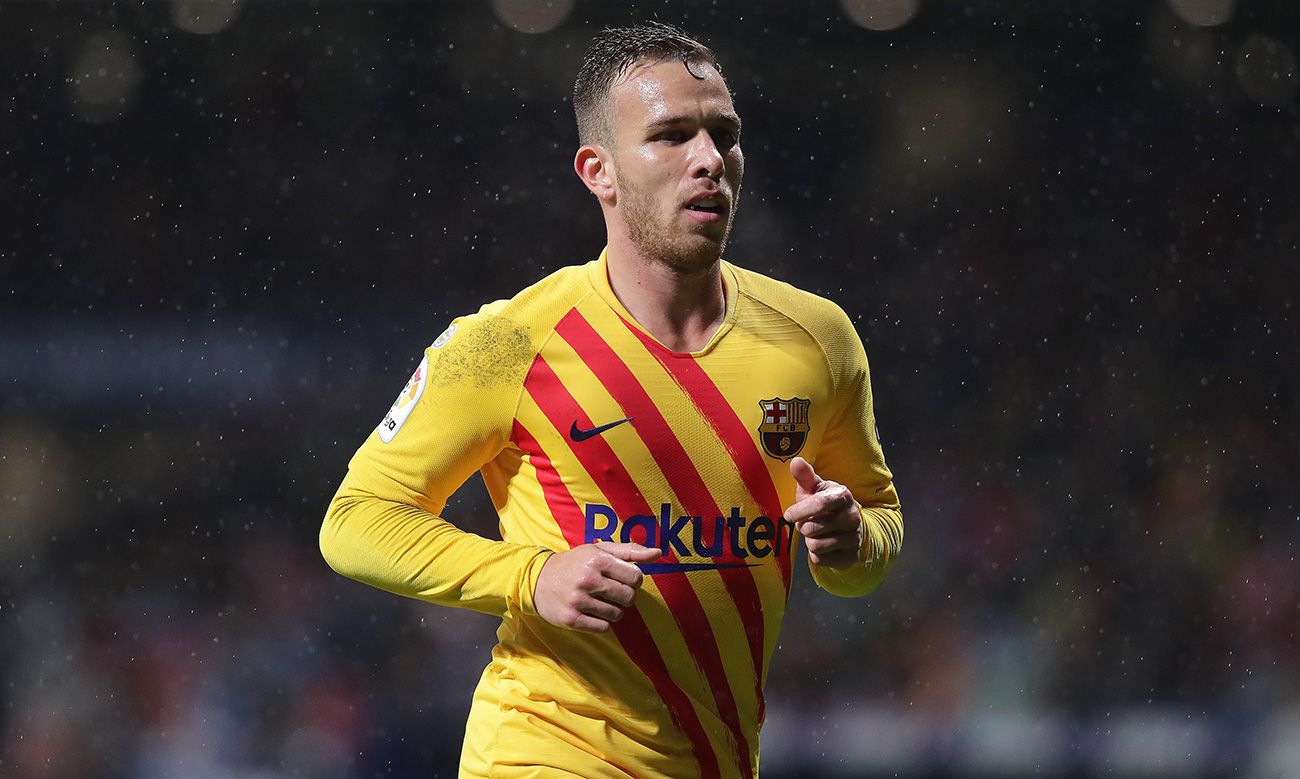 Arthur Melo en un partido con el FC Barcelona